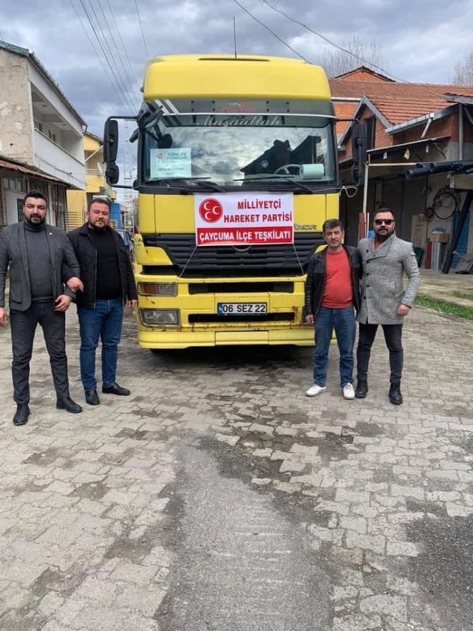 Deprem Bölgesine Mobil Tuvalet Desteği