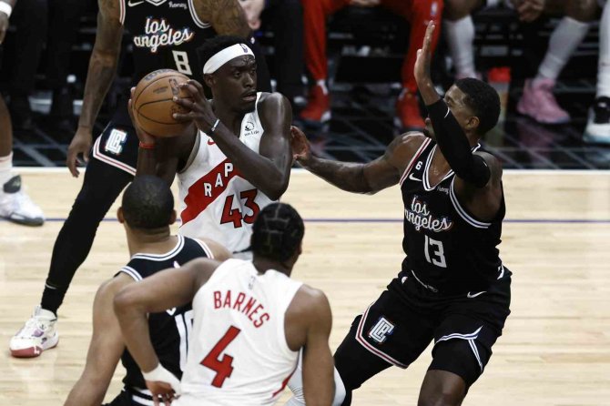 Kahwi Leonard Double-double Yaptı, Clippers Kazandı