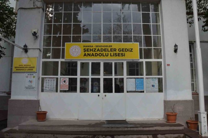 Şehzadeler Gediz Anadolu Lisesi ’Tasarım Tescil Belgesi’ Aldı