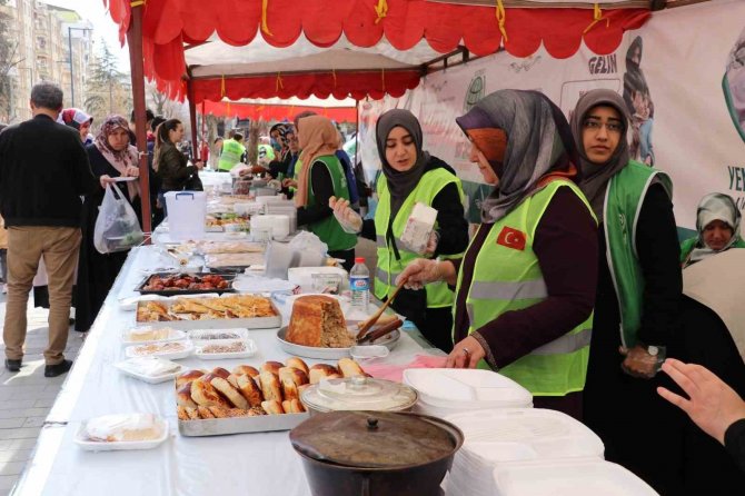 Siirt’te 21 Stk Depremzedeler İçin Etkinlik Düzenledi