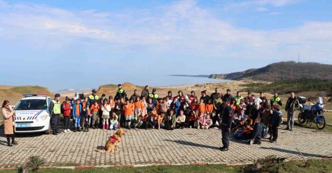 Sinop’ta Öğrencilere Doğa Gezisi