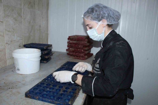 Tencerede Başladı, Şimdi Yurt Dışına İhraç Ediyor