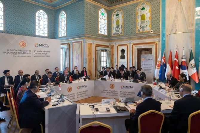 Tbmm Başkanı Şentop, Uluslararası Topluma Sert Mesajlar Verdi