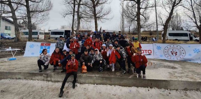 Yüksekovalı Sporcular 26 Madalya Aldı