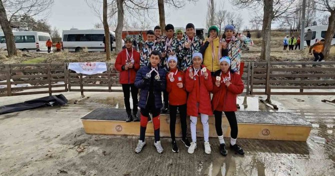 Yüksekovalı Sporcular 26 Madalya Aldı