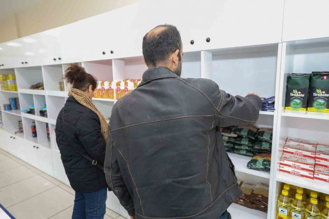 Buca Belediyesi’nden Depremzede Ailelere Destek