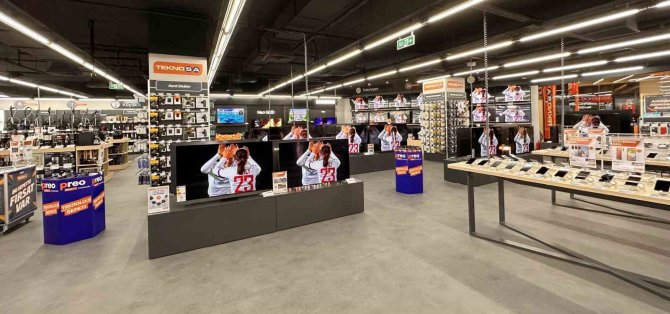 Teknosa, Türkiye Genelinde Yatırımlarını Sürdürüyor