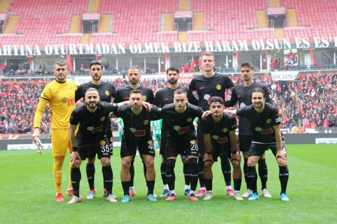 Eskişehirspor Zorlu Deplasman Turnesinde