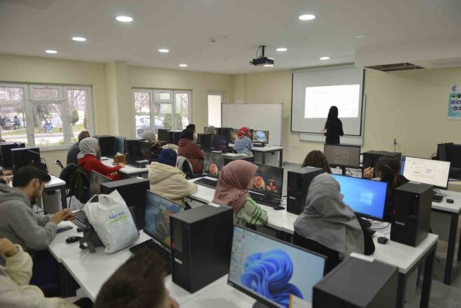 Yıldırım Belediyesi’nden Ücretsiz Lojistik Kursu