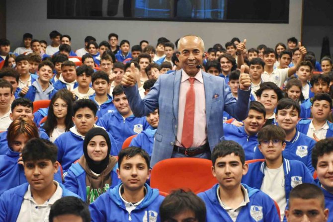 Demir Adam’ın Hikayesi Öğrencileri Duygulandırdı