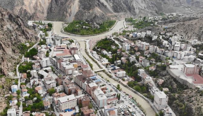 Sular Altında Kalacak Olan İlçede Yıkımlar Devam Ediyor