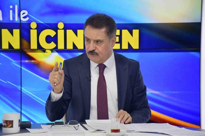 Başkan Deveci: "Depremi Unutturmayacağız”"