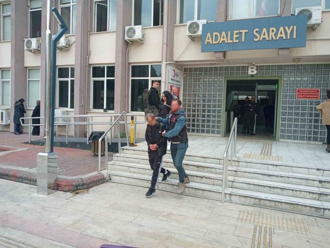 Aydın’da 3 Uyuşturucu Satıcısı Yakalandı