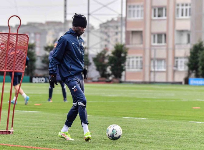 Başakşehir, Beşiktaş Maçı Hazırlıklarına Başladı