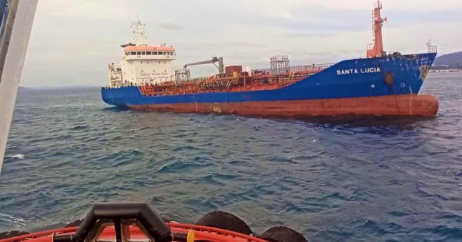 Çanakkale Boğazı’nda Tanker Makine Arızası Yaptı