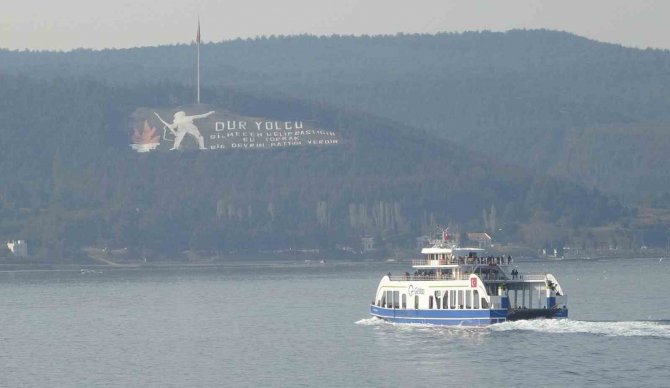 Gökçeada Ve Bozcaada’ya Yarınki Bazı Feribot Seferleri İptal Edildi