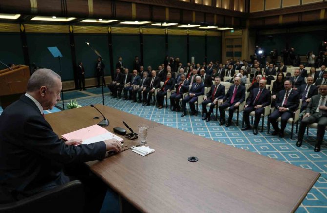 Cumhurbaşkanı Erdoğan, Seçim Kararını İmzaladı