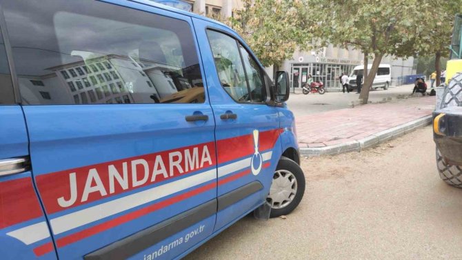 Depremzedeleri Dolandıran 17 Kişi Yakalandı