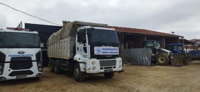 Deprem Bölgesine Yardımlar Devam Ediyor