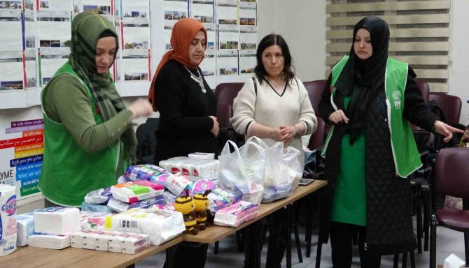 Kütahya’dan Depremzede Kadınlara Hijyen Seti