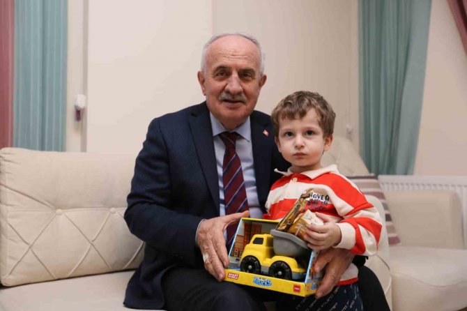 Başkan Aygün’den Dayanışma Vurgusu