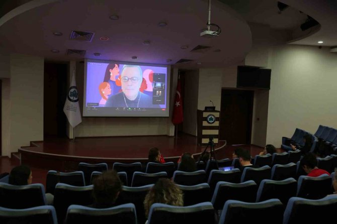 Esogü’de "Afet Ve Kırılgan Gruplar" Paneli