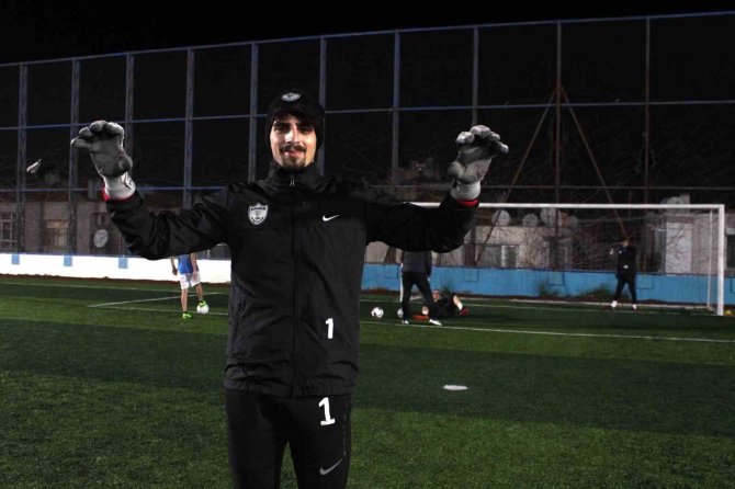 Çorba Karşılığında Kaleci Transferi