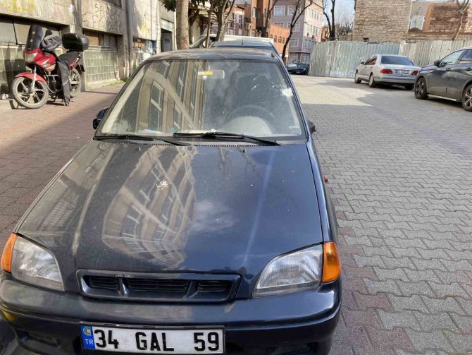 Fatih’te Eski Karısının Uygunsuz Fotoğraflarını Gönderen Şahsa Kurşun Yağdırdı