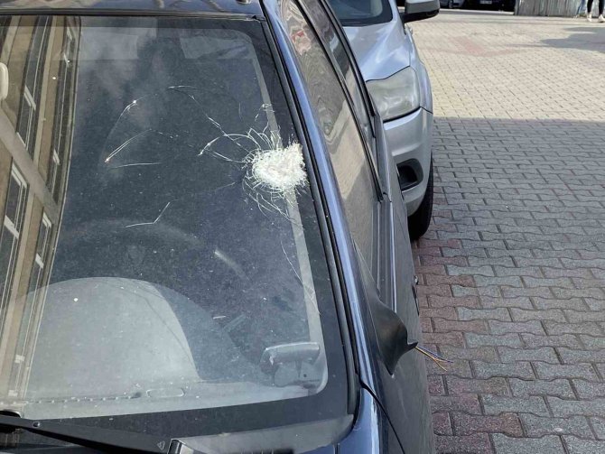 Fatih’te Eski Karısının Uygunsuz Fotoğraflarını Gönderen Şahsa Kurşun Yağdırdı