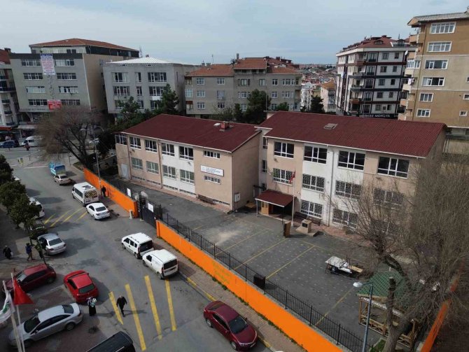 İ̇stanbul’da Tahliye Edilen Okulların Yıkımına Başlanmadı