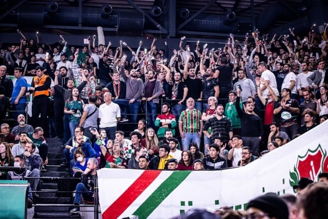 Karşıyaka’yı Zorlu Hafta Bekliyor