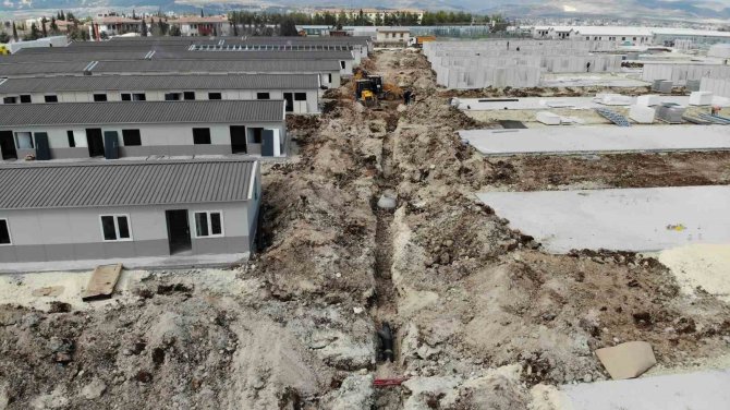 Adıyaman’da Geçici Konut Ve Altyapı Çalışmaları Devam Ediyor