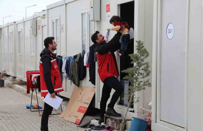 Van Ekibinden Depremzedelere Psikososyal Destek