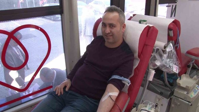 Birevim’den Depremzedelere Kan Bağışı