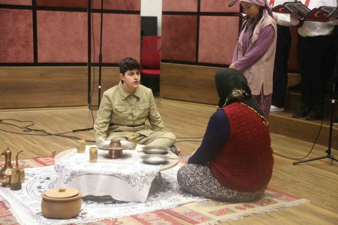 Kastamonu’da İ̇stiklal Marşı’nın Kabulünün Yıldönümünde Mehmet Akif Ersoy Anıldı