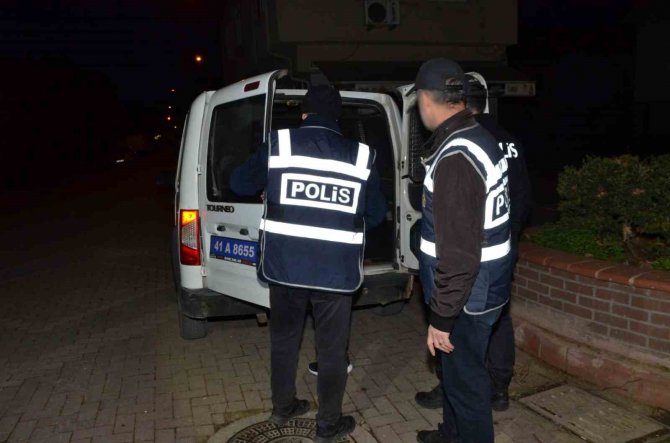 Aranan Şahıslar Operasyonla Yakalandı