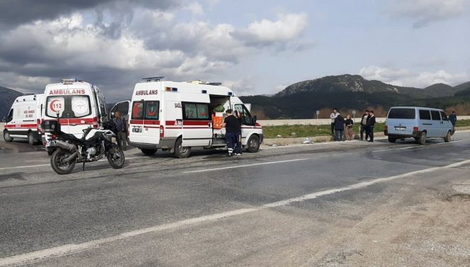 Milas’ta Trafik Kazası: 1 Ölü, 4 Yaralı