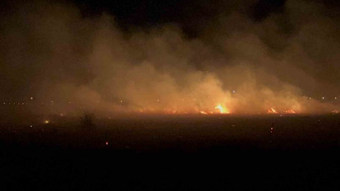 Niğde’de 30 Dönümlük Merada Yangın