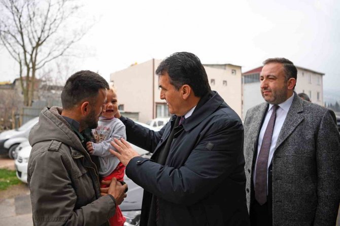 Başkan Dündar’dan Depremzede Ailelere Ziyaret
