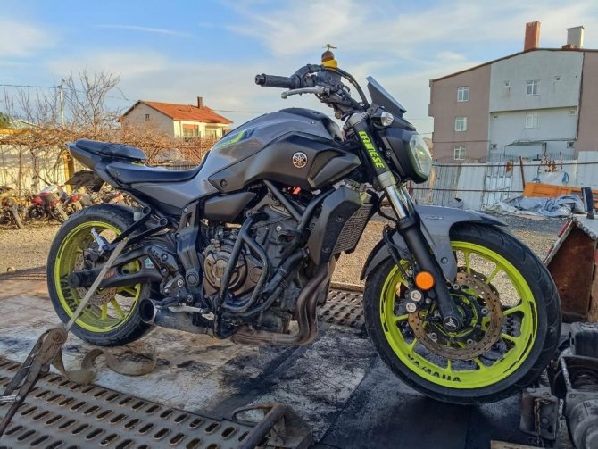 Dur İhtarına Uymayan Ehliyetsiz Motosiklet Sürücüsüne 23 Bin Lira Para Cezası Kesildi