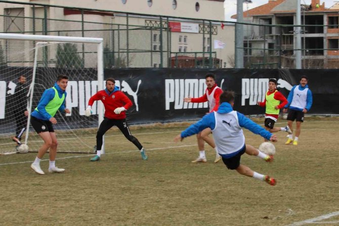 Afyonspor, Amedspor Maçı İçin Kentten Ayrıldı