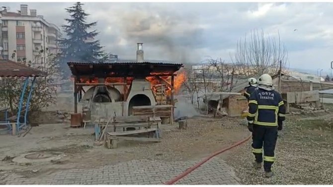 Keşkek Fırınında Korkutan Yangın