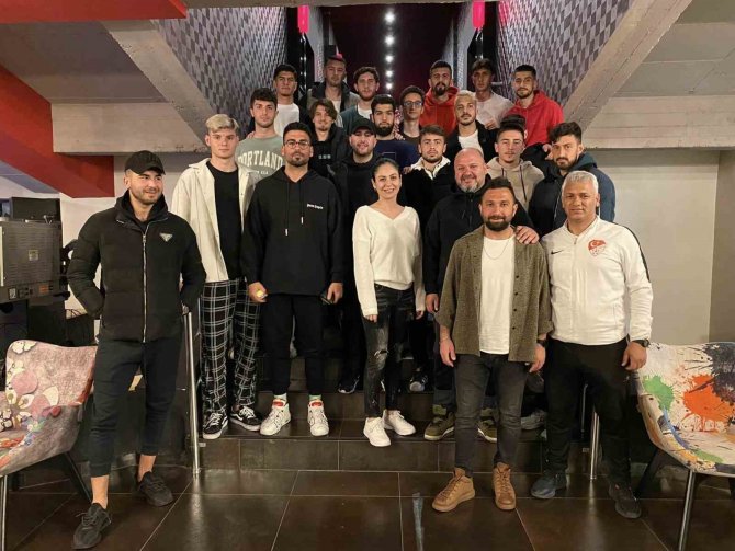 Turgutluspor ‘Kutsal Damacana 4’ İle Moral Depoladı