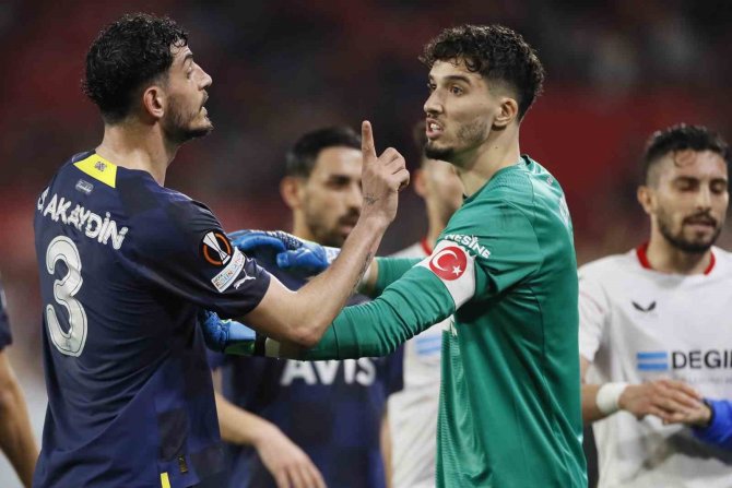 Uefa Avrupa Ligi: Sevilla: 2 - Fenerbahçe: 0 (Maç Sonucu)