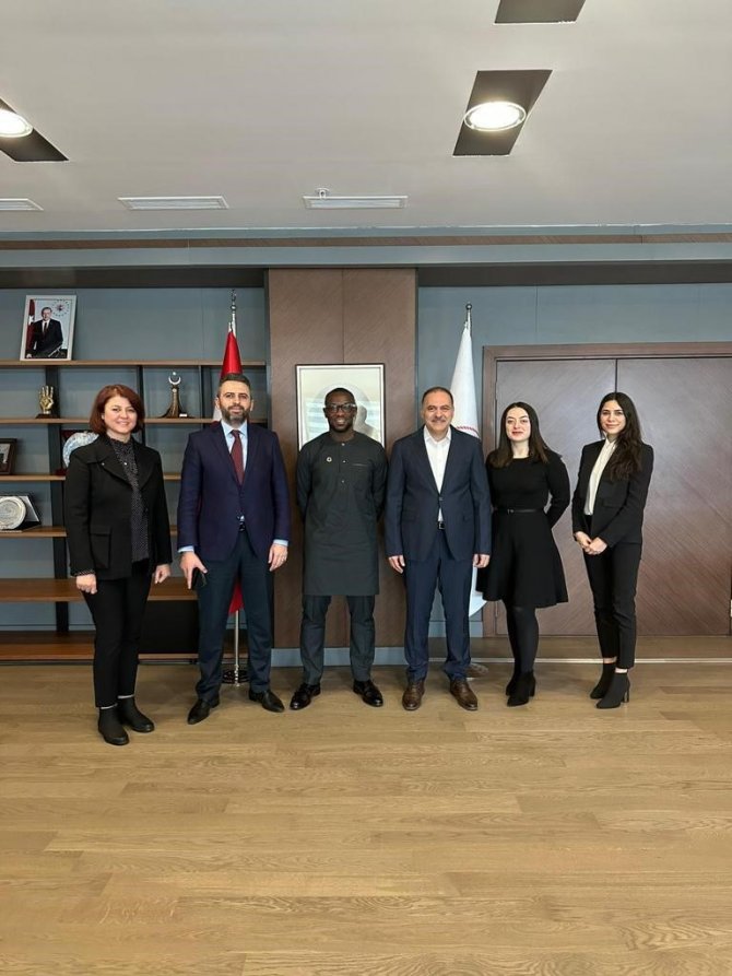 Bakan Yardımcısı Fatih Sayan: "Asrın Felaketinin Ardından Meta Şirketi Dezenformasyonla Mücadelede Ciddi Bir Hassasiyet Gösterdi"