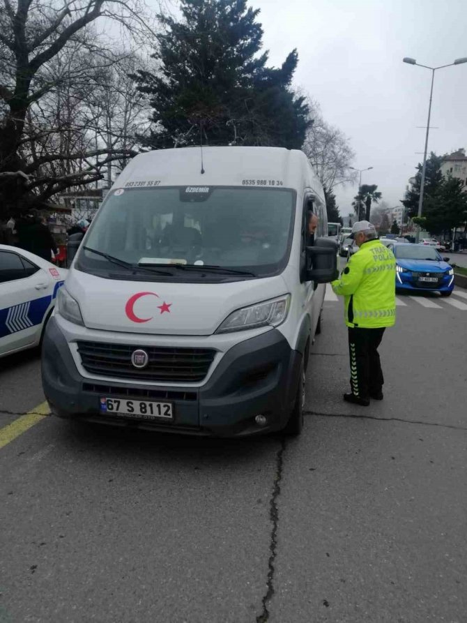 82 Taşımalı Servis Aracı Sürücüsüne 51 Bin 267 Lira Ceza