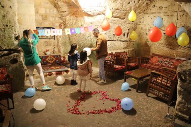 500 Yıllık Tarihi Mağara Asrın Felaketinde Hasar Almadı