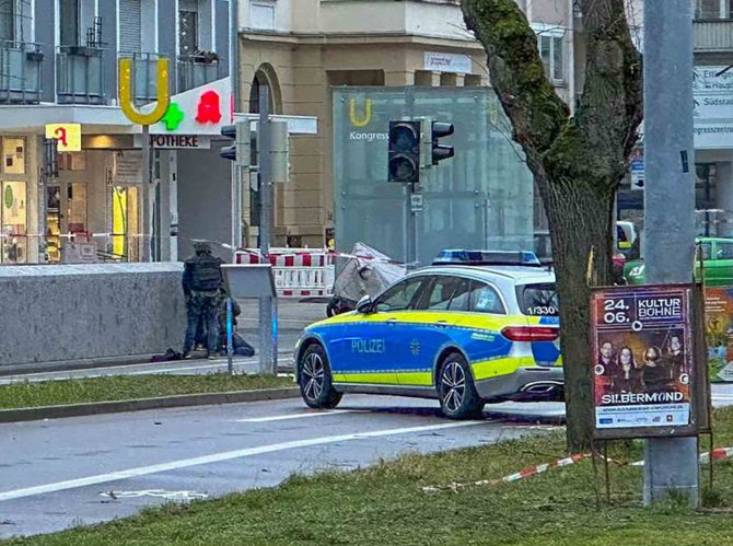 Almanya’da Eczanede Rehine Krizi