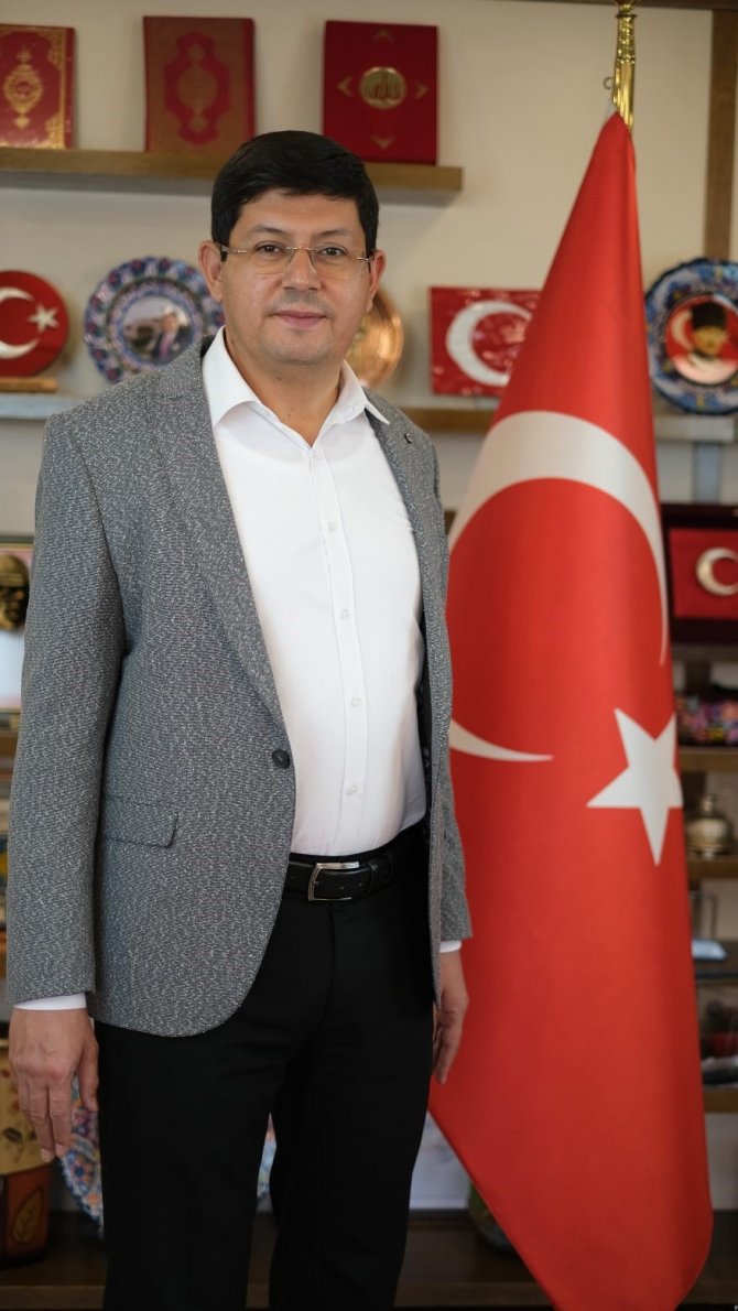 Başkan Özcan, “İ̇stiklal Marşı Milli Mücadele Ruhunun Sembolüdür”