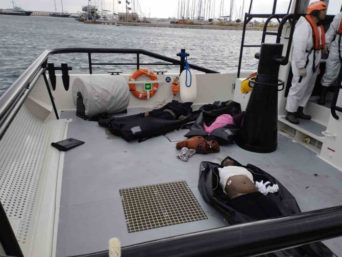 Didim’de Göçmenlerin Olduğu Lastik Bot Battı: 3 Ölü